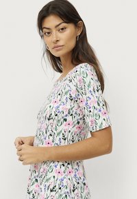 Ellos Collection BOEL - Jerseykjole - weiß