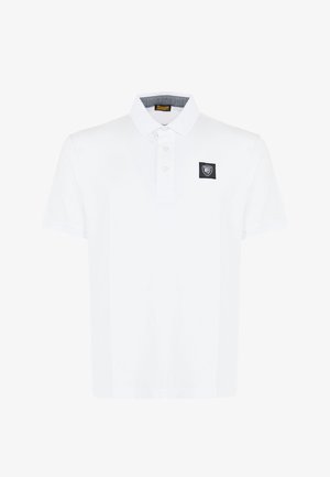 Polo shirt bianco con colletto, patta con tre bottoni e un piccolo logo nero ricamato sul lato sinistro del petto. Maniche corte, materiale in cotone.