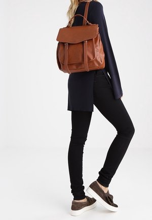 Even&Odd, Sac à dos - cognac