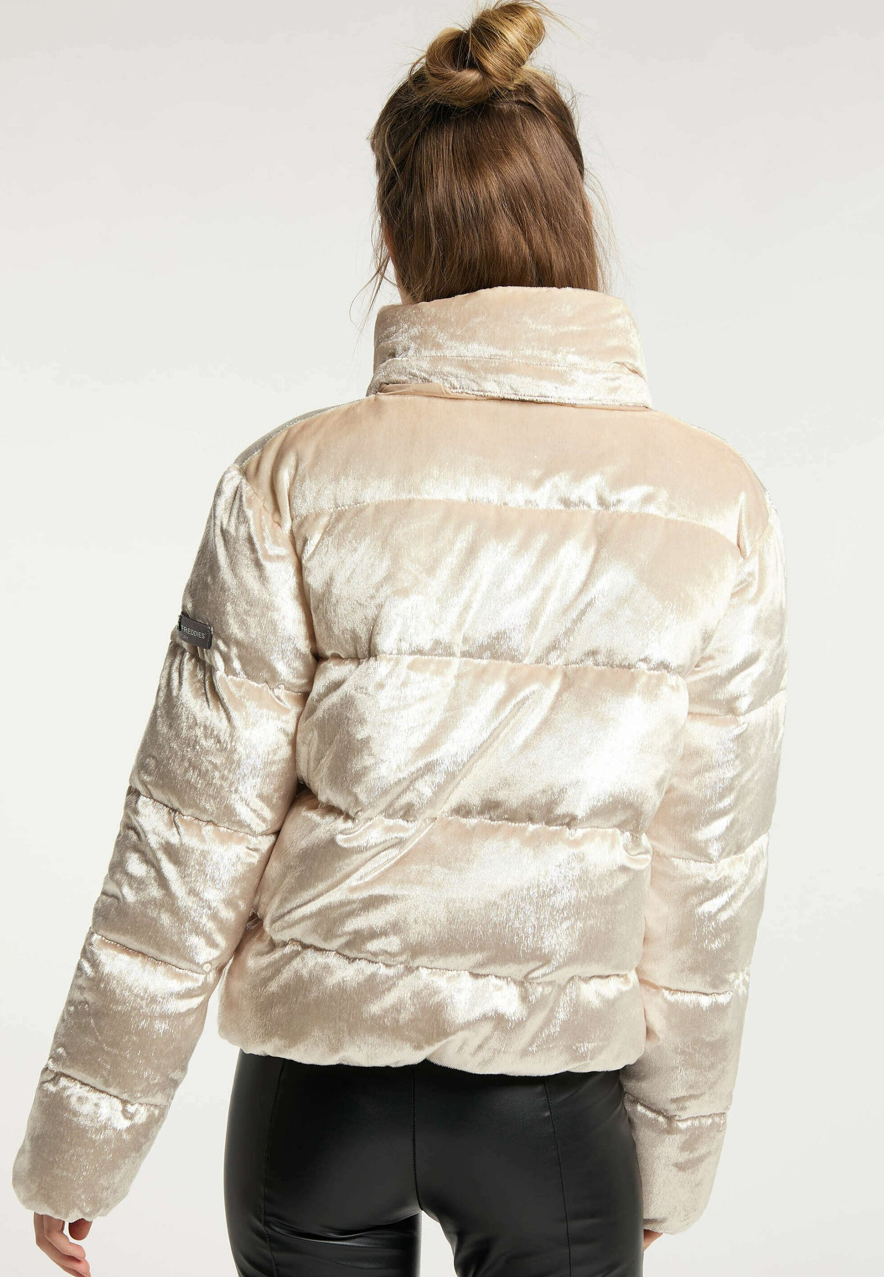 regenjacke dunkelgrün damen