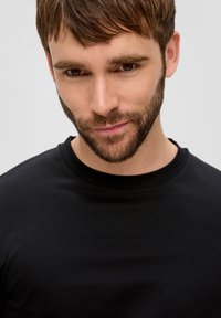 s.Oliver BLACK LABEL - T-shirt basic
