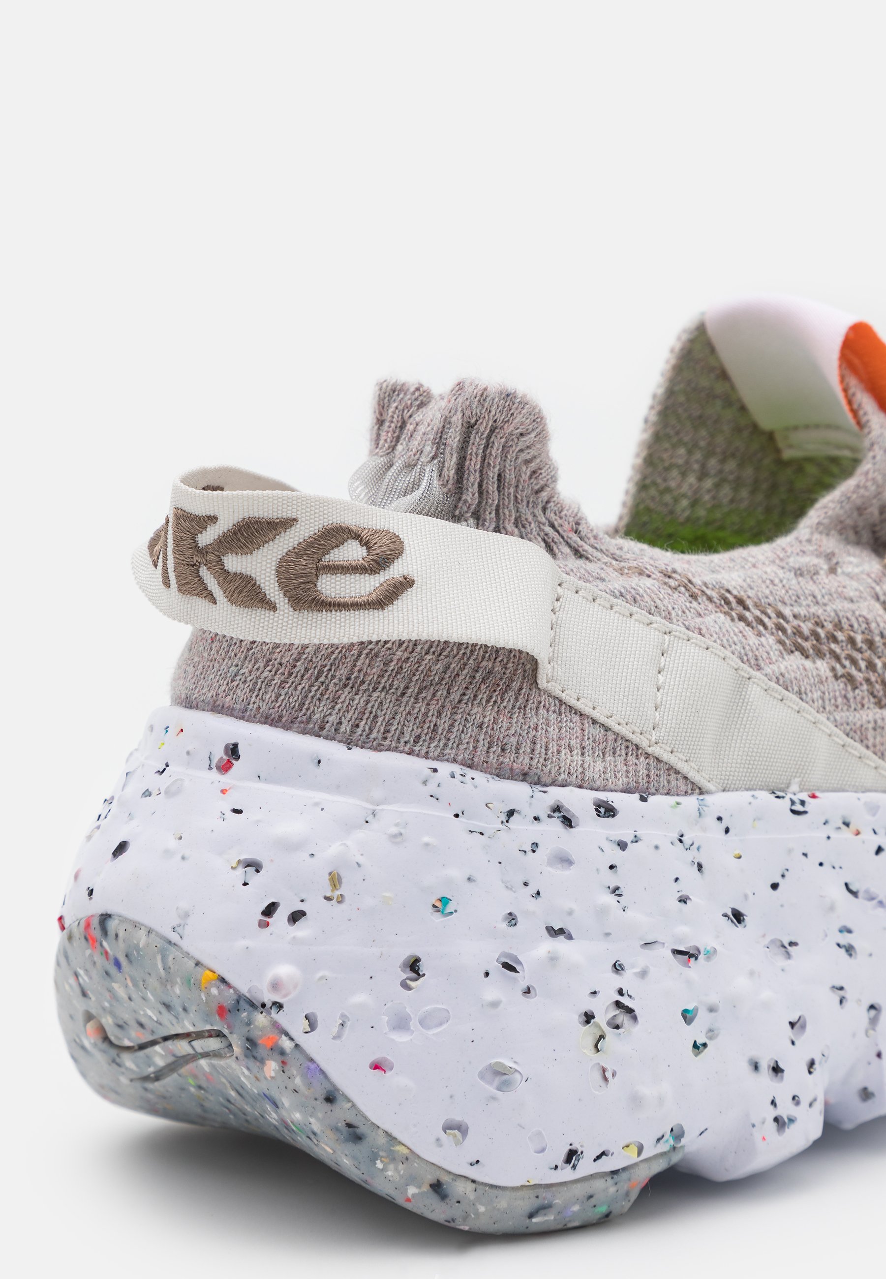 moon hippie nike
