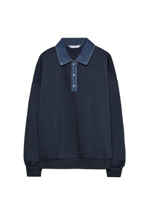 Sweat-shirt marine avec un col en denim, patte de boutonnage à trois boutons et coupe décontractée. Texture douce avec des poignets et un ourlet côtelés.