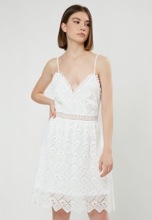 Robe de jour - white