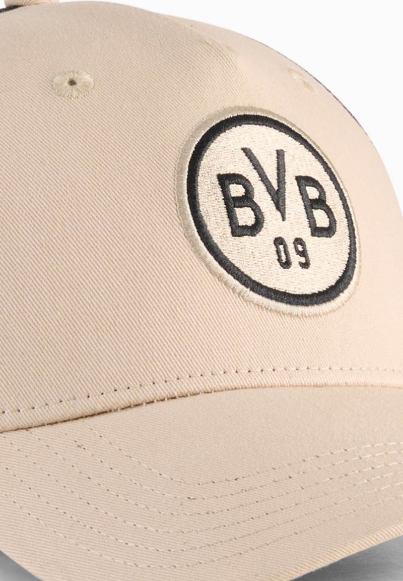 Bob Borussia Dortmund 2008/09 avec maillot de football classique recyclé, chapeau - France Bob Borussia Dortmund 2008/09 avec maillot de football classique recyclé, chapeau - France
