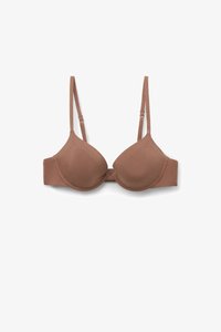 Unselected, camel