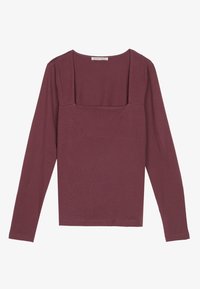 Långärmad topp i vinröd jersey med fyrkantig urringning och figurnära passform. Mjuk textur utan synliga mönster eller detaljer.