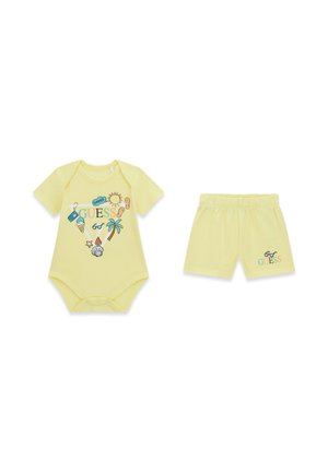 Guess SET UNISEX - Shorts - gelb