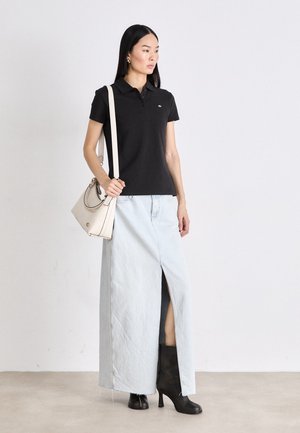 Tommy Jeans SLIM FIT PIQUE POLO SHIRT - Poloskjorter - black