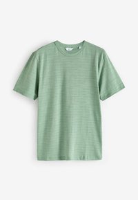 Tricou scurt cu mânecă verde, realizat dintr-un material texturat cu dungi orizontale subtile. Are guler rotund și o croială lejeră.