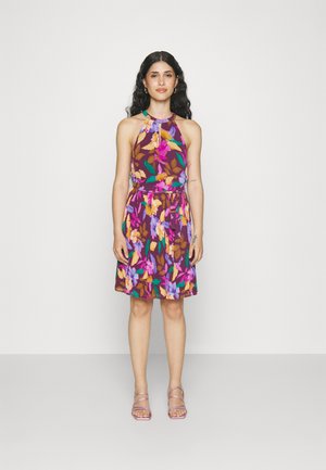 VILA Petite VIJULIETTE PLISSE DRESS - Päevakleit - winter bloom