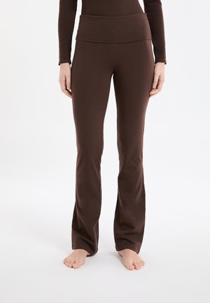 - Spodnie od piżamy