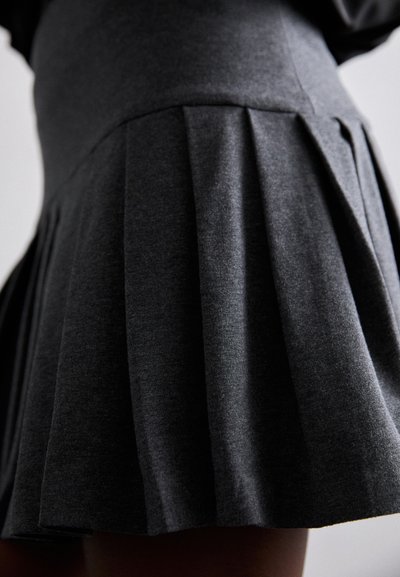 Norma Kamali SKIRT - Φούστα σε γραμμή Α - dark heather grey