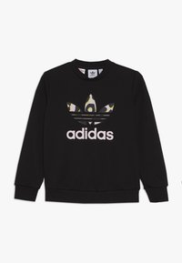 Svart sweatshirt i bomull med en stor, texturerad, flerfärgad Adidas trefoil-logga på framsidan samt ribbade muddar och fåll.