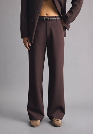 Stradivarius, FLOWING SMART  - Pantalon classique - dark brown