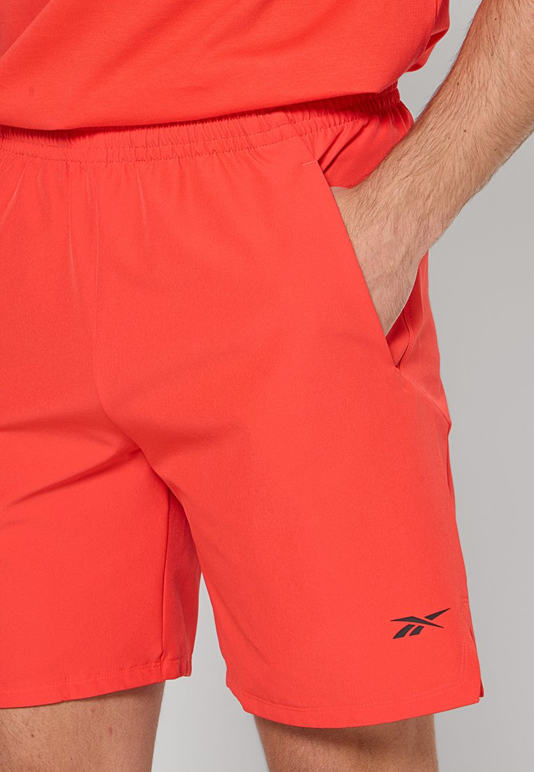 Kurze Sporthose