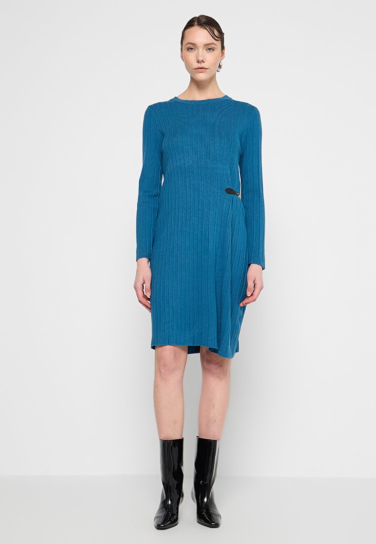 Apart Gebreide jurk blauw Apart Gebreide jurk blauw