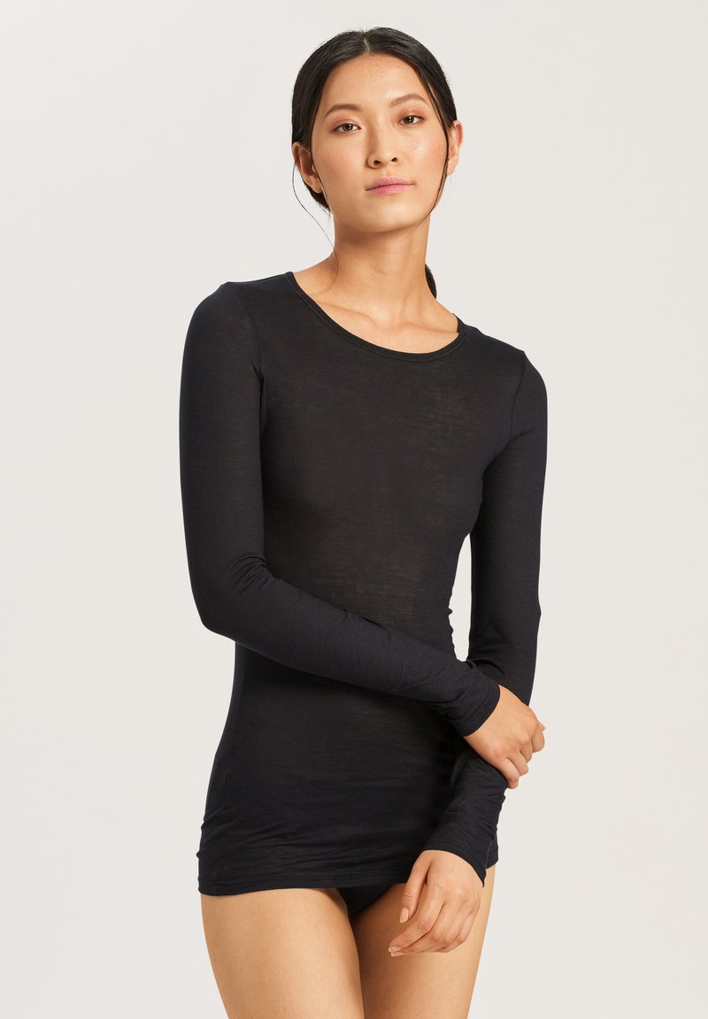 Hanro Caraco - black