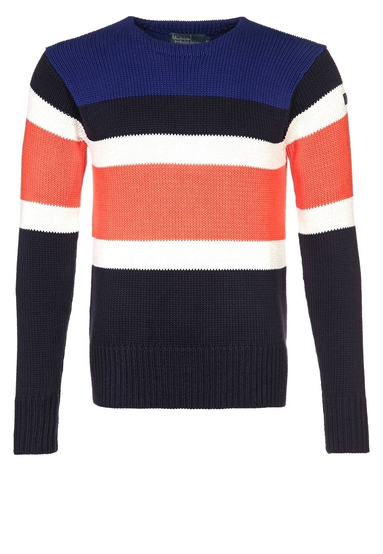 Pull en maille à col rond, avec des rayures horizontales bleu marine, corail, blanc et bleu foncé. Design texturé à manches longues.