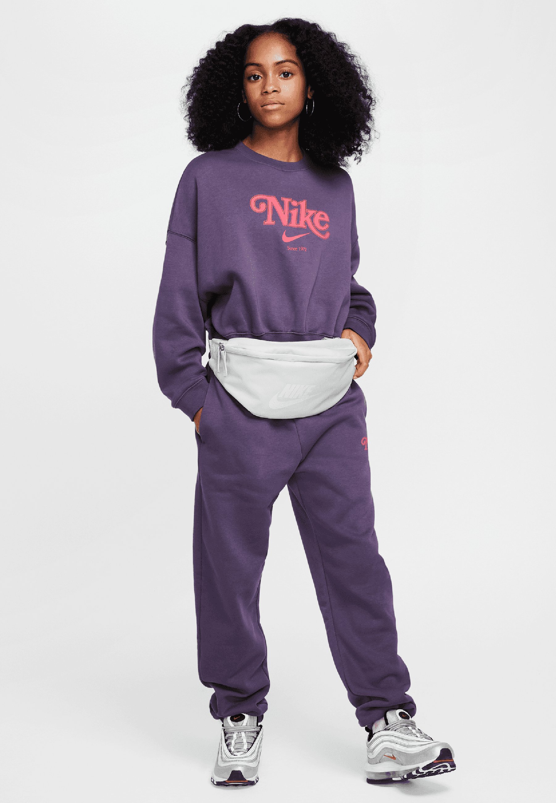 nike trend tracksuit