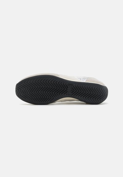 rag & bone RETRO RUNNER SLIM - Tossud - silver