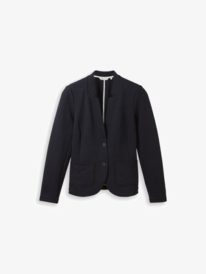 Sort skræddersyet blazer med hakket krave, to forreste knapper, lange ærmer og to forreste påsatte lommer, vist på hvid baggrund.