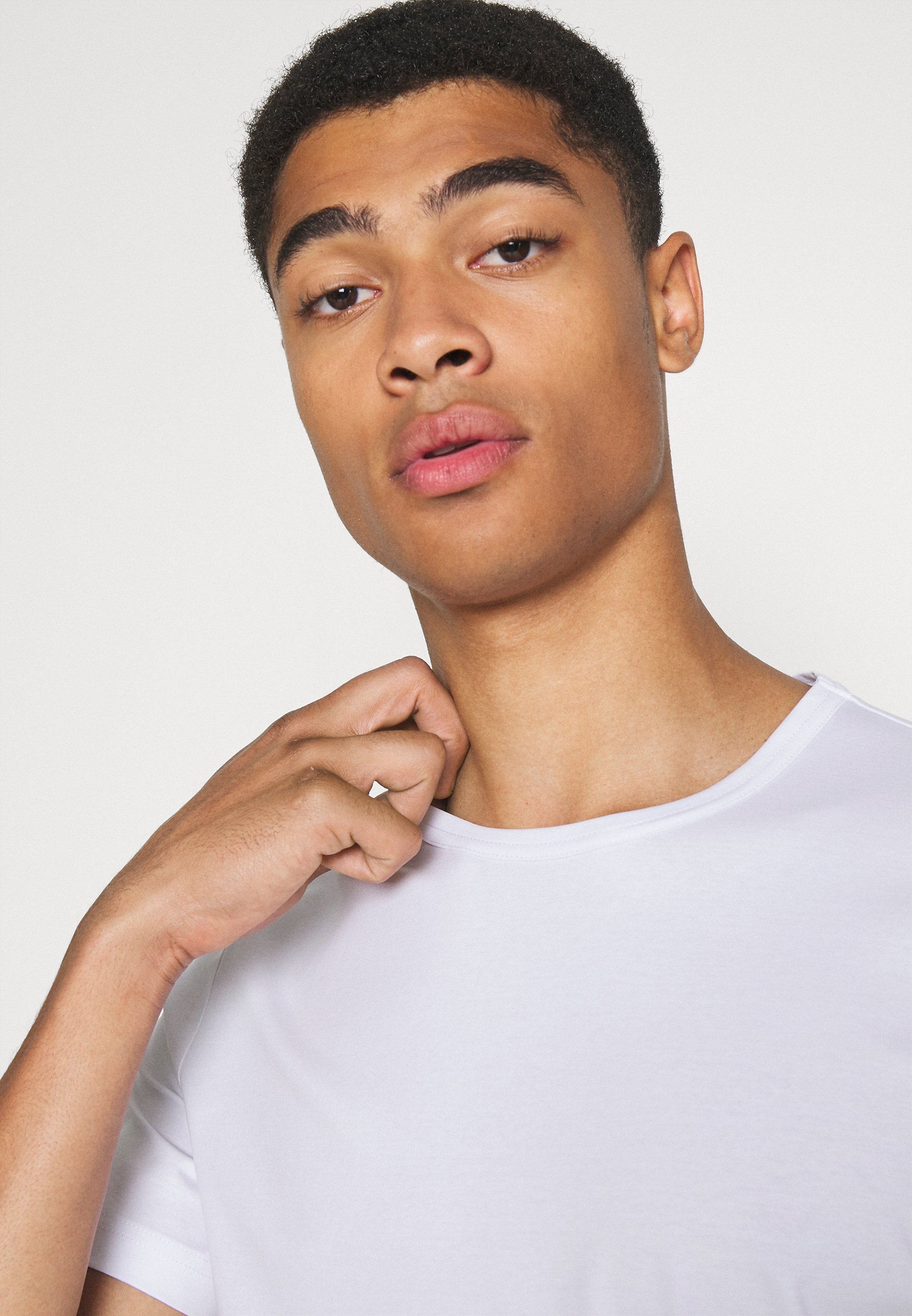 Men OLAF - Basic T-shirt Men OLAF - Basic T-shirt