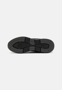 BOSS TTNM LIGHT - Trainers - triple black