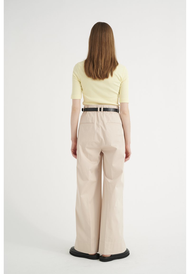 Damen T-Shirts | InWear DAGNAIW T-Shirt basic anise flower/hellgelb - RD23817 Damen T-Shirts | InWear DAGNAIW T-Shirt basic anise flower/hellgelb - RD23817