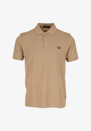 Beige polo shirt van katoen, met een knoopsluiting met twee knopen, korte mouwen en een geborduurd logo in donkerbruin op de linkerborst.
