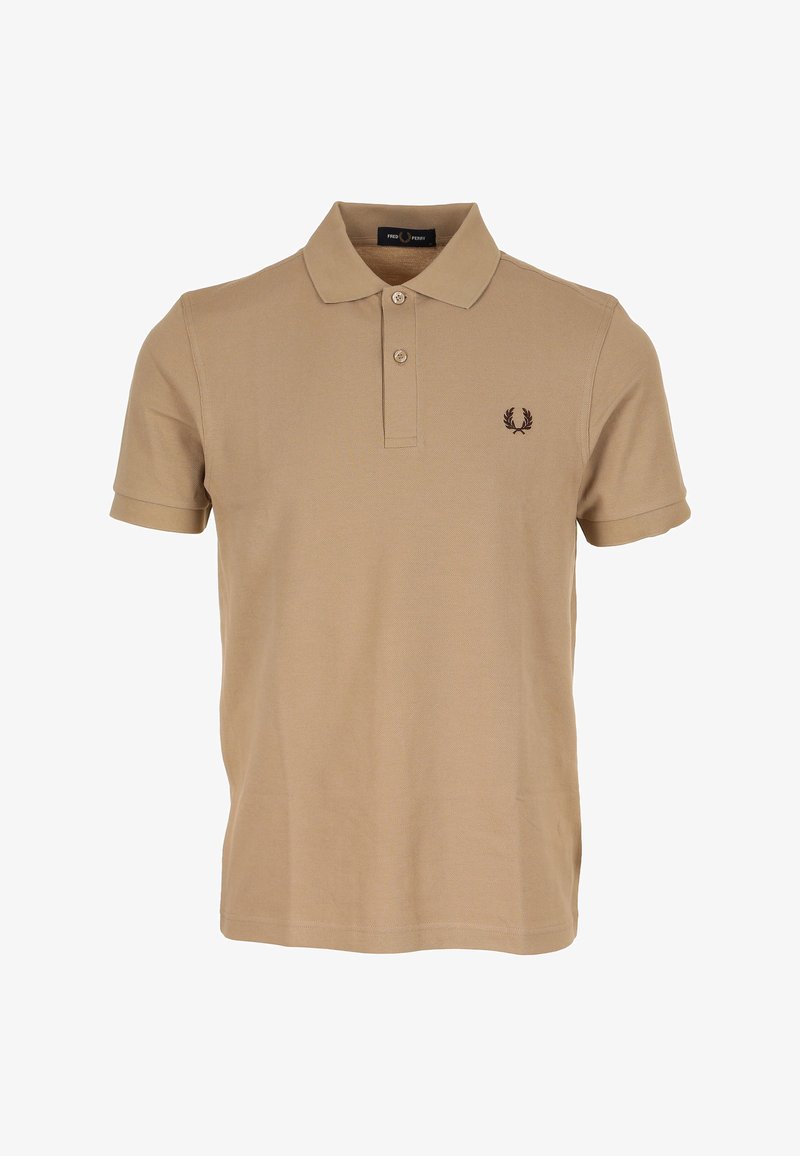 Beige polo shirt van katoen, met een knoopsluiting met twee knopen, korte mouwen en een geborduurd logo in donkerbruin op de linkerborst.