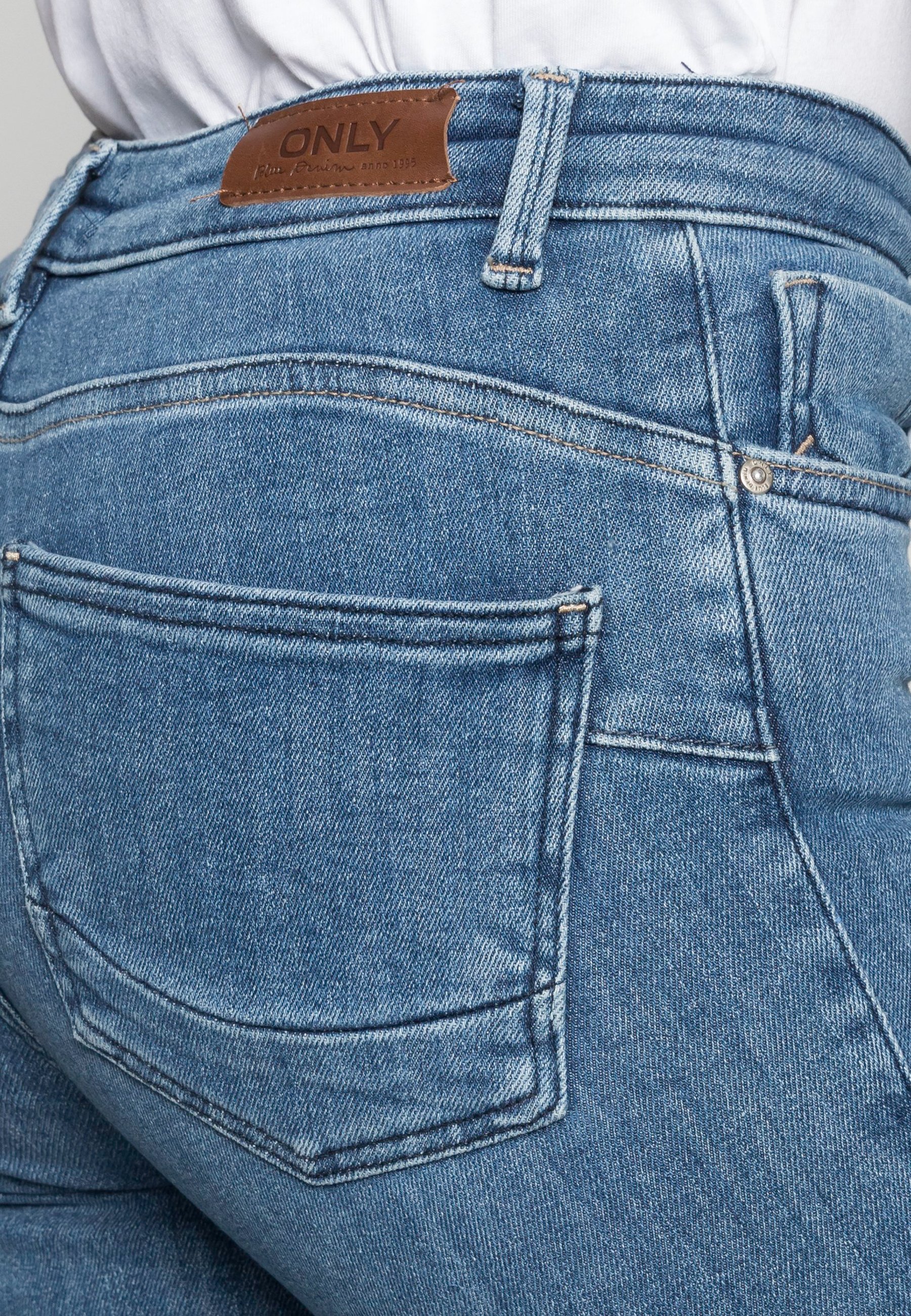 ONLY ONLPOWER MID PUSH UP - Jeans Skinny Fit - light blue denim/carta da  zucchero - Zalando.it