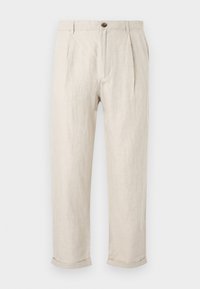 Nem kiválasztott, egret