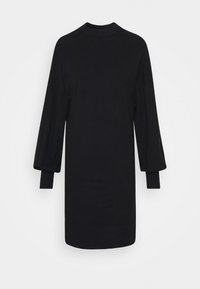 Robe noire à col montant, manches longues bouffantes et poignets ajustés. Texture lisse avec une silhouette globale décontractée.