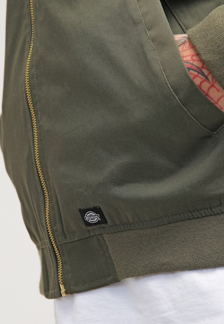 dickies hughson bomber