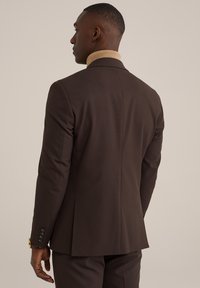WE Fashion THE FLEX SUIT - Švarkas - brown