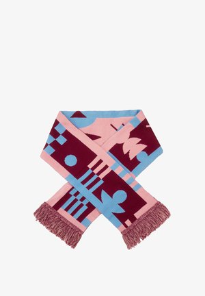 Tkany szalik z geometrycznym wzorem w kolorze burgundowym i jasnoniebieskim, z frędzlami na krawędziach i gładką teksturą.
