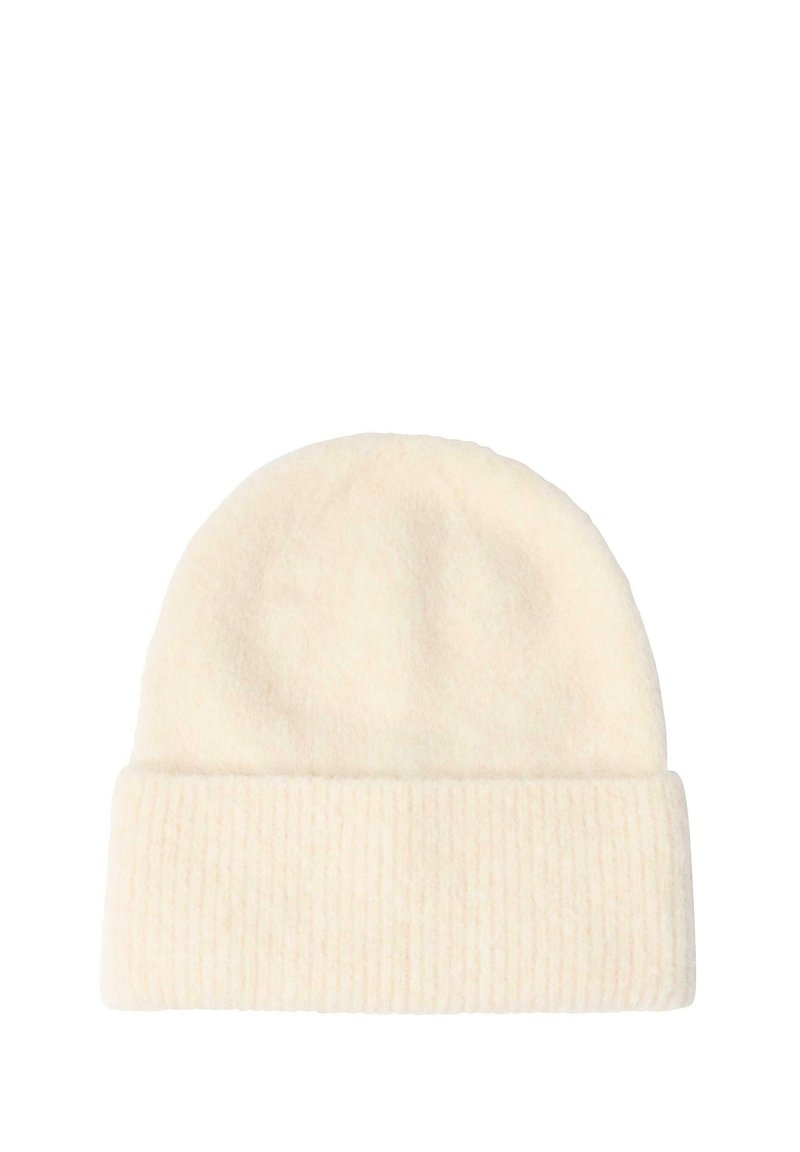 Beanie di colore crema lavorata a maglia con una finitura morbida e texturizzata e un polsino a coste. Tessuto caldo e leggero adatto per il clima più freddo.