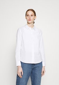 Levi's® - THE CLASSIC BW SHIRT - Overhemdblouse - bright white Miniatuurafbeelding 1