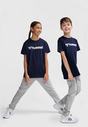 Hummel, 2ER-SET MIT LOGO - T-shirt print - blau