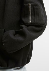 Urban Classics Bombera - black