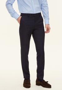 Oscar Jacobson - DENZ - Trousers - dark blue Thumbnail Image 1