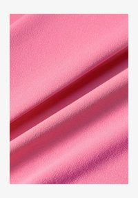 Δεν επιλέχθηκε, peony/white