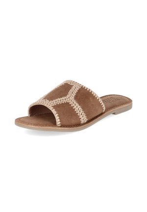 Bruine suède slidesandaal met beige decoratieve stitching en platte zool, open teen ontwerp en slip-on stijl.