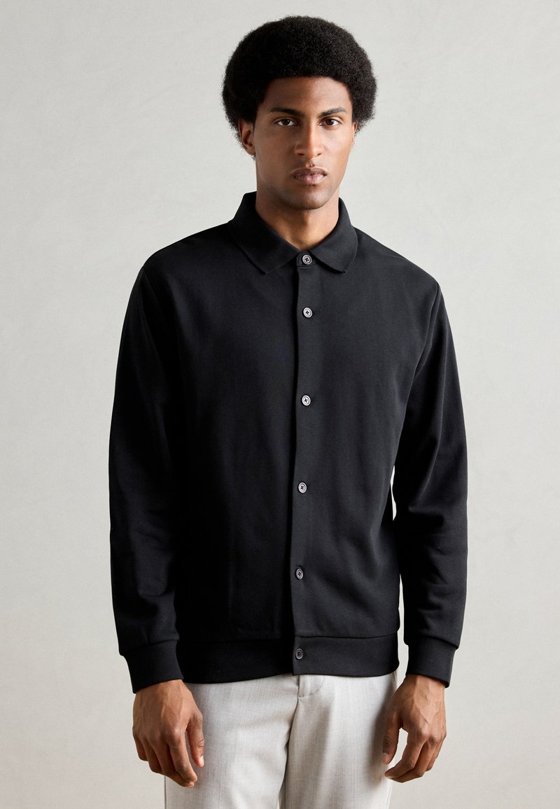 Lindbergh Športna jopa s kapuco na zadrgo - black