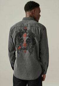 Next REGULAR FIT - LONG SLEEVE EMBROIDERED  - Skjorter - black