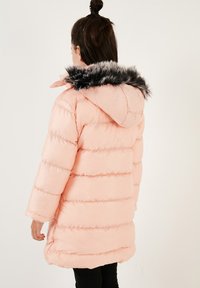 LELA REGULAR FIT - Wintermantel - powder pink
