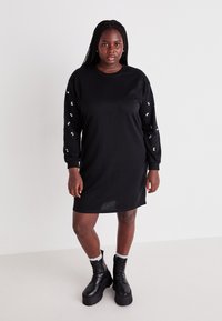 Vero Moda Curve VMCDORA ONECK SHORT DRESS  - Kasdienė suknelė - black