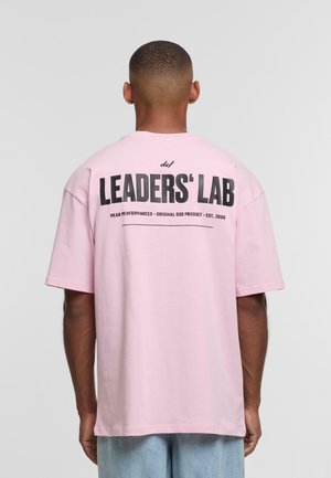 LEADER - Print T-shirt - fairytale