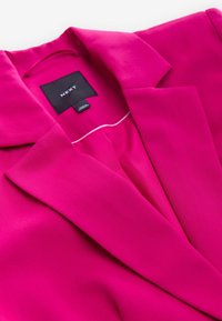 Next REGULAR FIT - TAILORED SINGLE BREASTED  - Bleiser - hot pink